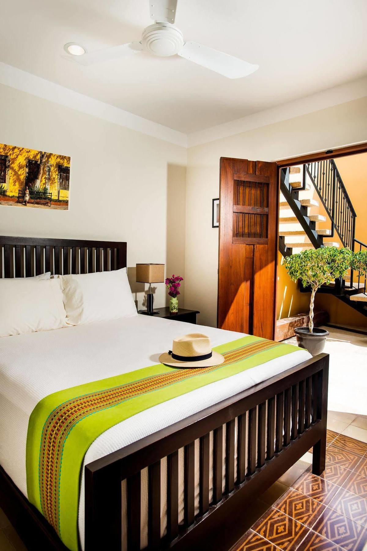 Hotel Boutique By The Museo Mérida Zewnętrze zdjęcie